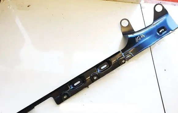 Volkswagen PASSAT B6 Other exterior part 3C0853232C