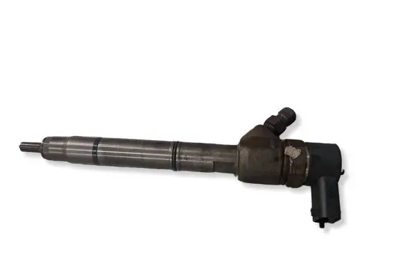 Hyundai i30 Fuel injector 338002A900