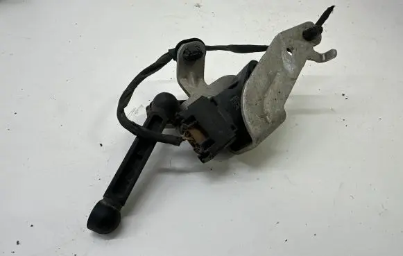 BMW iX Headlight/headlamp level sensor 6895466