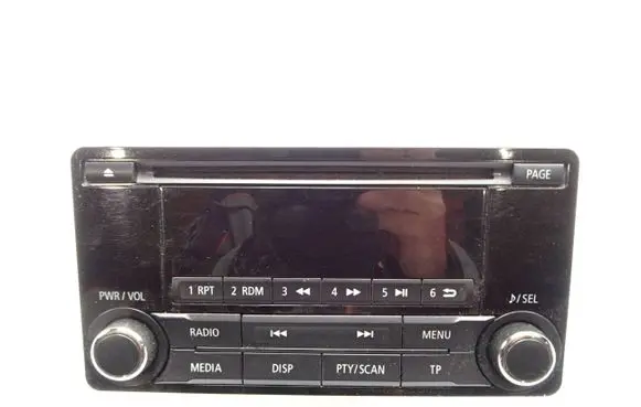 Radio/CD/DVD/GPS head unit