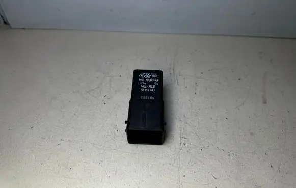 Ford Focus C-MAX Glow plug pre-heat relay 3M5T12A343AA 51252003