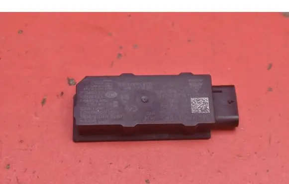 Skoda Octavia 985 Sound amplifier 5WA962133B