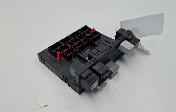 Volkswagen PASSAT B6 Comfort/convenience module 3C0937049J
