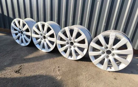 Audi A3 S3 8L R17 alloy rim 