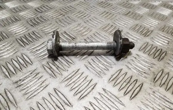 Volkswagen Transporter - Caravelle T5 Rear suspension camber bolt 