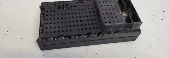 Volvo S60 Fuse box set 8645411 00W492 8645410