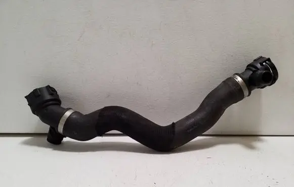 BMW X6 F16 Engine coolant pipe/hose 8514218 17128514218