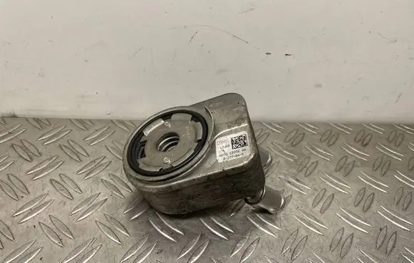 Engine oil radiator