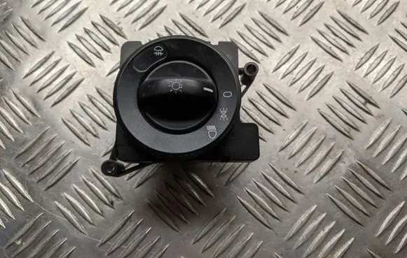 Mercedes-Benz Sprinter W906 Light switch A9065450104