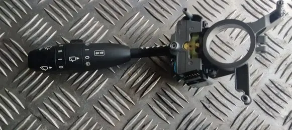 Mercedes-Benz B W245 Wiper control stalk A1695450210