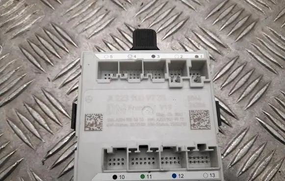 Mercedes-Benz GLC C254 Door control unit/module A2239009738