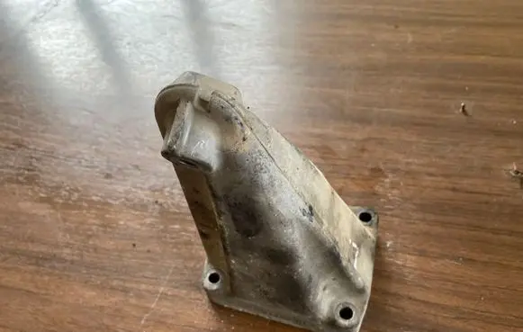 Mercedes-Benz C W203 Engine mounting bracket A6112230804