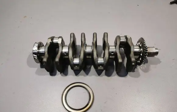 Toyota Yaris Crankshaft 