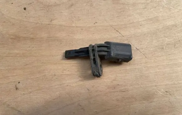 Volkswagen Crafter ABS rear brake sensor 003857C