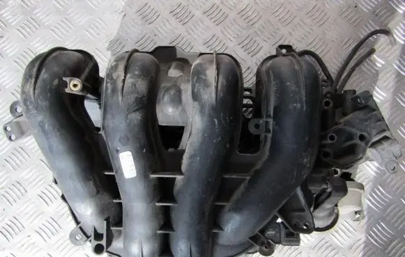 Volvo V50 Intake manifold 4M5G94241FP 4M5G-94241-FP