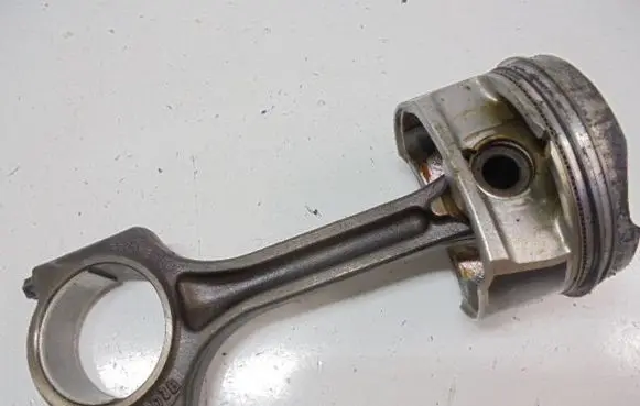 Peugeot 308 Piston 039PI00123002