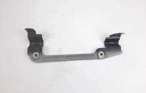 Audi A6 S6 C8 4K Fender mounting bracket 4K0821167
