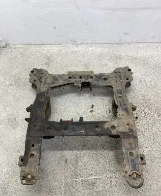 Suzuki Grand Vitara II Front subframe