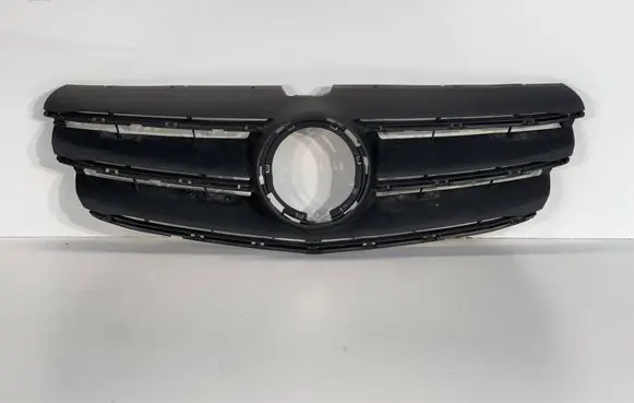 Mercedes-Benz Vito Viano W447 Front bumper upper radiator grill A4478802602