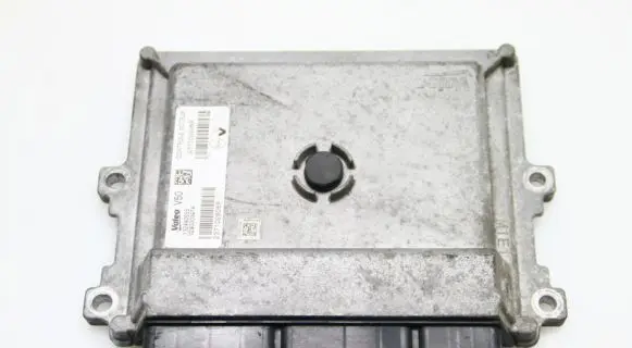 Dacia Sandero Engine control unit/module 237103008R