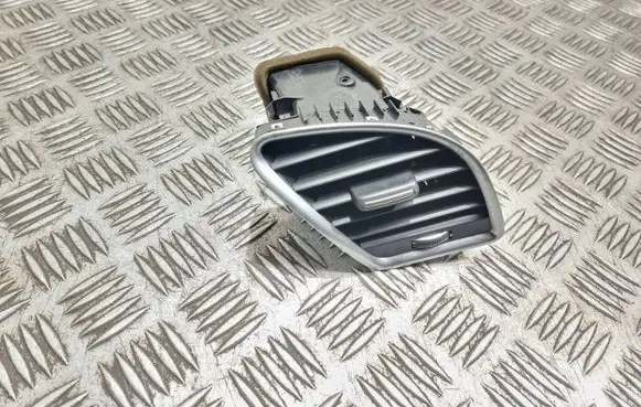 Audi A4 S4 B8 8K Dashboard side air vent grill/cover trim 8T1820902G