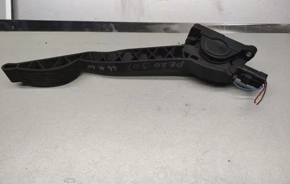 Peugeot 307 Accelerator throttle pedal 9643059280 0280752236