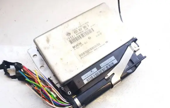 Audi A6 S6 C5 4B Engine control unit/module 8D0907389D 0265109463