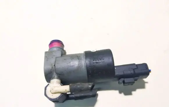 Nissan Pathfinder R51 Windscreen/windshield washer pump 681155 246091