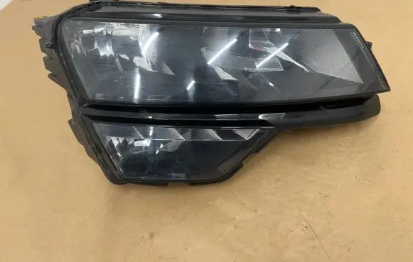 Skoda Karoq Headlight/headlamp 57B941016A 25PL8918 0020503806