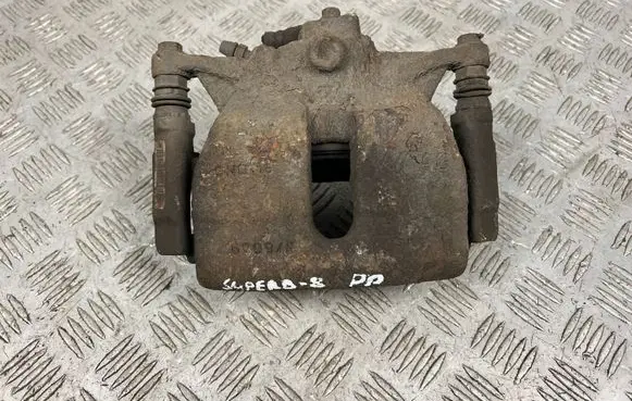 Skoda Superb B8 (3V) Front brake caliper
