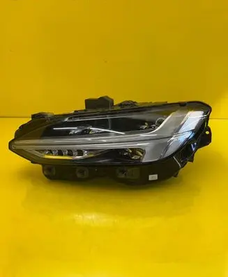 Volvo S90, V90 Headlight/headlamp 31446506