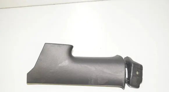 (C) pillar trim