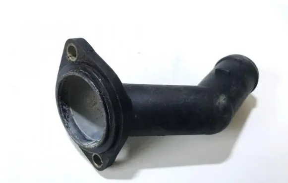 Volkswagen Golf IV Engine coolant pipe/hose 06a121121c 038121121d