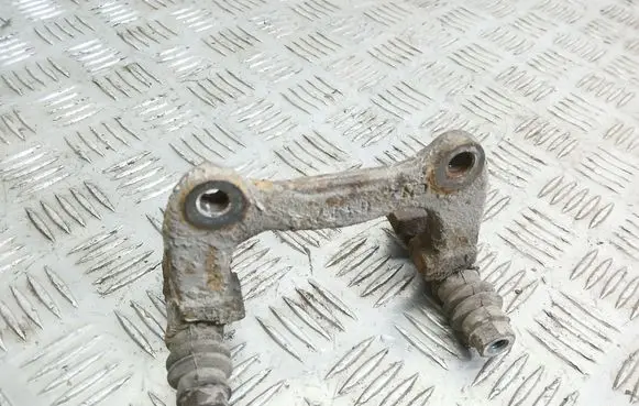Audi A4 S4 B7 8E 8H Brake caliper pad carrier rear 