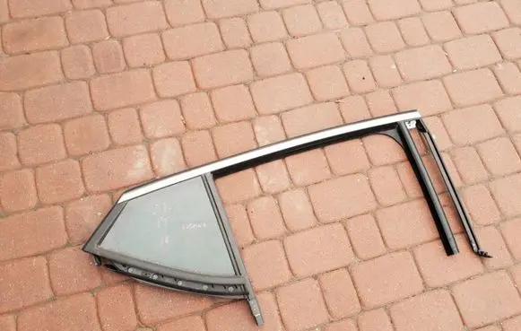 Opel Astra K Sliding door window/glass 
