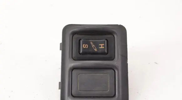 Mitsubishi Pajero Suspension ride height/mode switch 4Y090