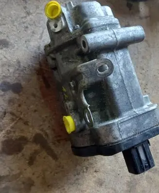 Toyota Corolla E210 E21 Air conditioning (A/C) compressor (pump) 0424001202 08F00537