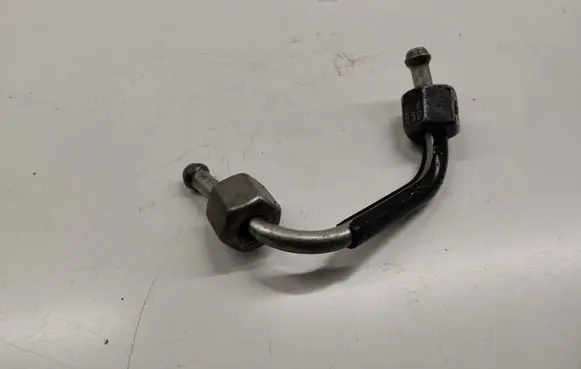 Citroen Berlingo Fuel injector supply line/pipe 