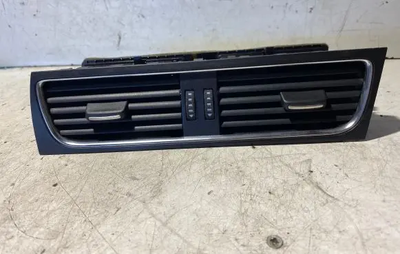Audi A5 8T 8F Dash center air vent grill 8T2820951B 90098790