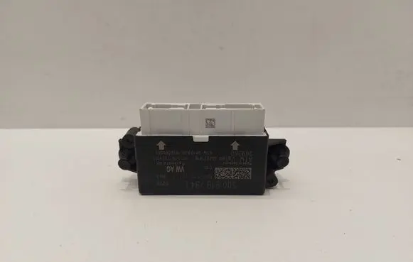 Volkswagen PASSAT B8 Parking PDC control unit/module 5Q0919294L 309260 5Q0919294A