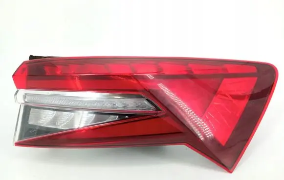 Skoda Kodiaq Rear/tail lights 565945208B