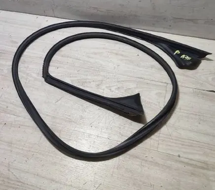Mercedes-Benz CLA C117 X117 W117 Rubber seal front door (on door) A1176730217