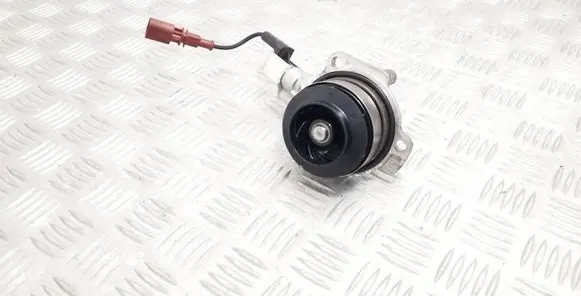 Skoda Octavia Mk3 (5E) Water pump 04L011N 04L907284