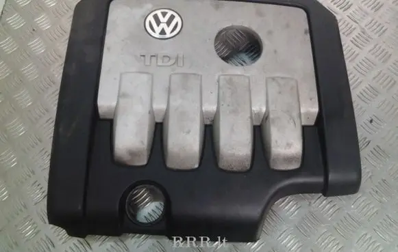 Volkswagen Golf V Engine cover (trim) 03G103925BP