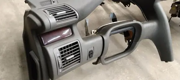 Audi A8 S8 D2 4D Dashboard 4D1057001