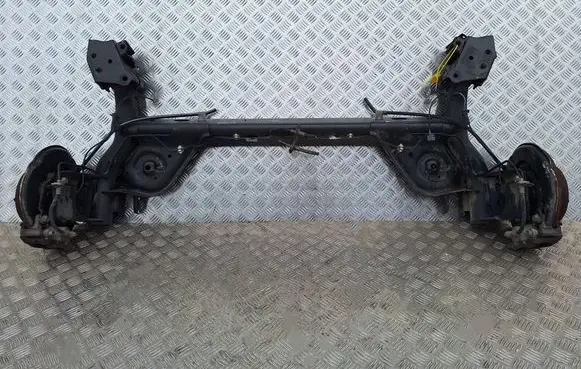 Nissan Juke I F15 Rear axle beam S25165226