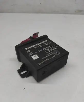 Audi A4 S4 B8 8K Light module LCM 8K0907357B 00040757 00837924
