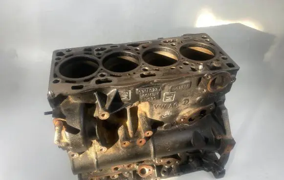 Audi A3 S3 8V Engine block 03N023A 80HBH V530