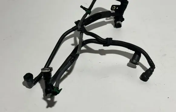 Citroen C5 Aircross Fuel injector supply line/pipe 