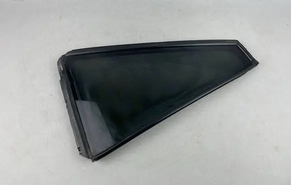 Subaru Outback Rear vent window glass 62284AJ02A